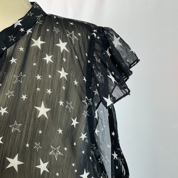 No Boundaries Black Sheer Top w/Stars, Cap Sleeves & Hi-Lo Hem- Size XXL (19) Jr - Picture 3 of 15